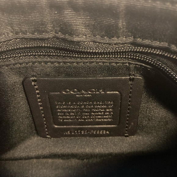 Coach reversible crossbody purse - Picture 5 of 8